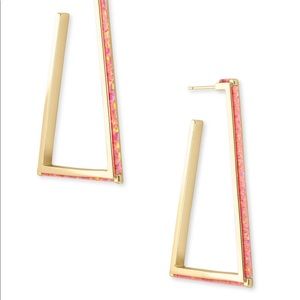 NWOT Coral/Gold Easton Hoops from Kendra Scott